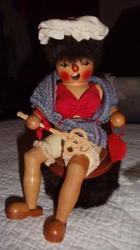 Steinbach nutcracker woman - nutcracker,