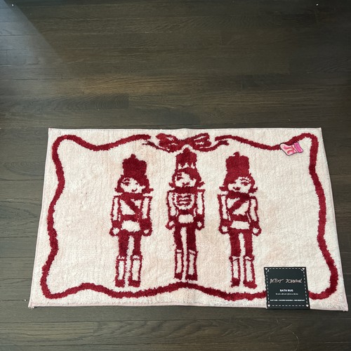 Betsey johnson bath rug pink - bath,
