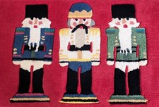 NUTCRACKER RUG  TUFTED, 32.5 X